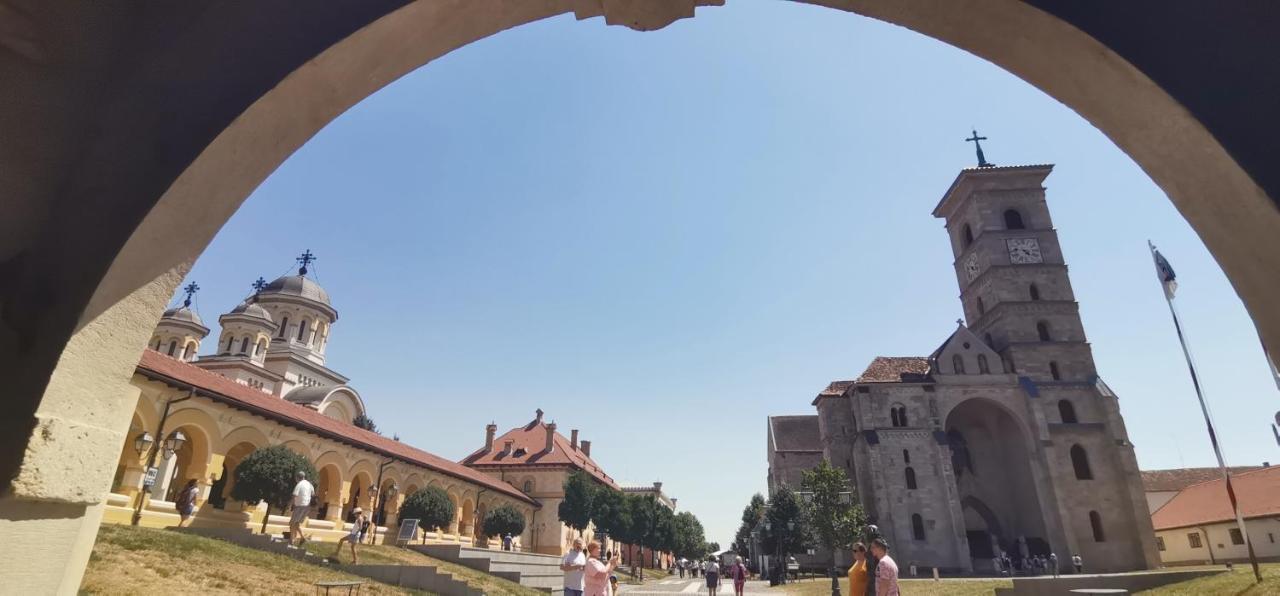 Alba Iulia - Apartament In Inima Transilvaniei Екстер'єр фото